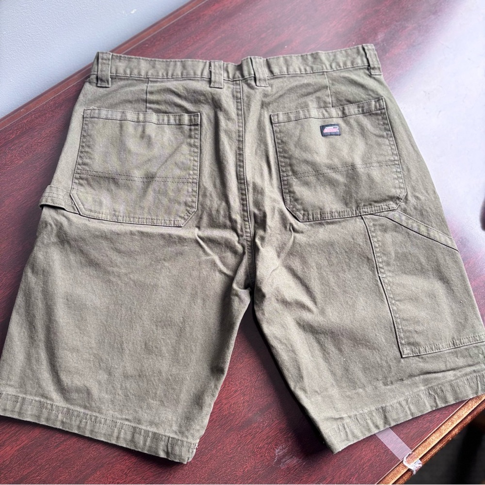 Dickies Olive Green Zip-Up Shorts - Picture 2 of 8
